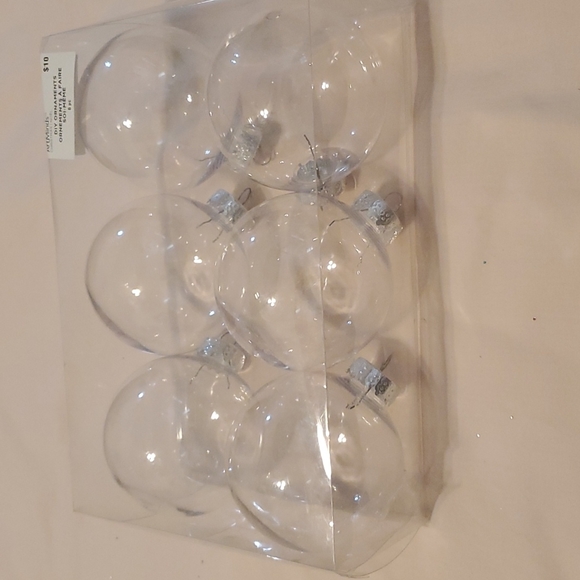 ArtMinds Other - DIY Plastic Round Ornaments